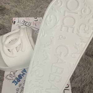 Dolce & Gabbana Slides
